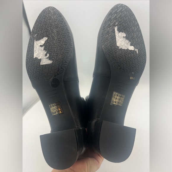 Stuart Weitzman Odetta City 25 Ankle Stretch Pull On Leather Bootie Size 7.5 NEW - Picture 9 of 14